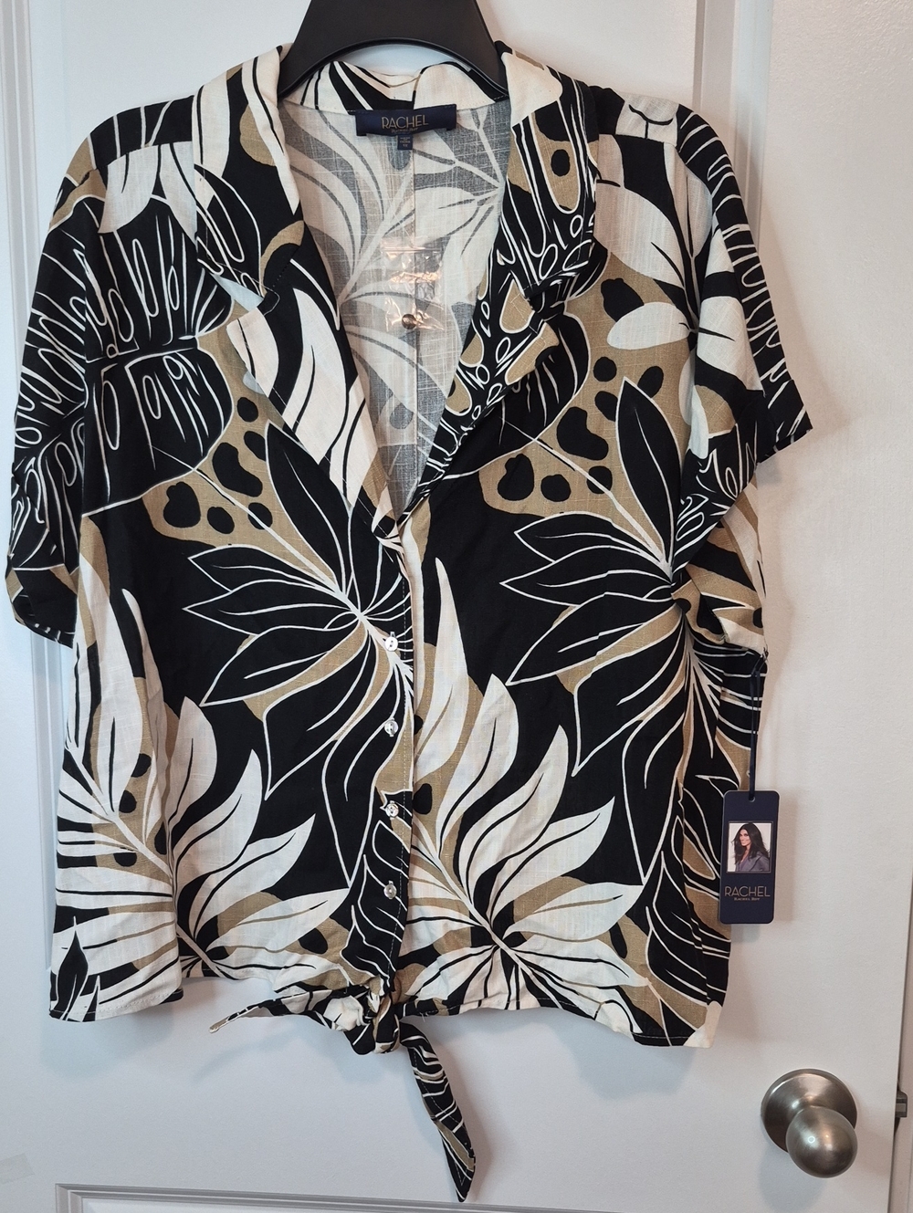 Rachel Black Cream and Tan Floral Tie-Front‎ Button Shirt Size 1X